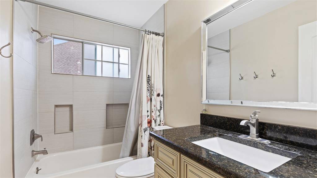 secondary bathroom