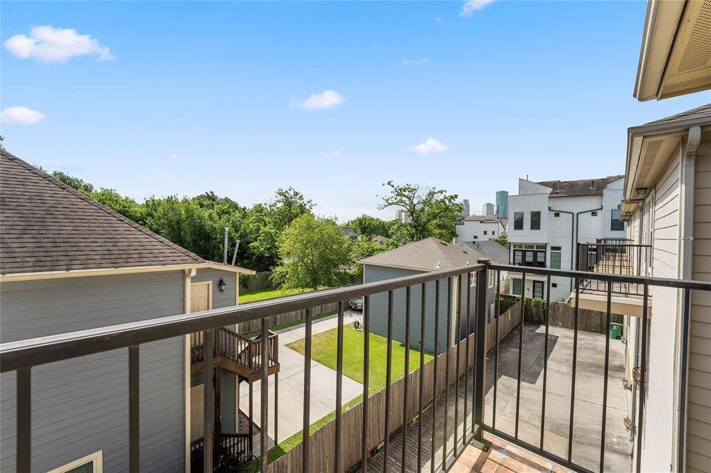 Houston View! 2nd Balcony off of Primary bedroom