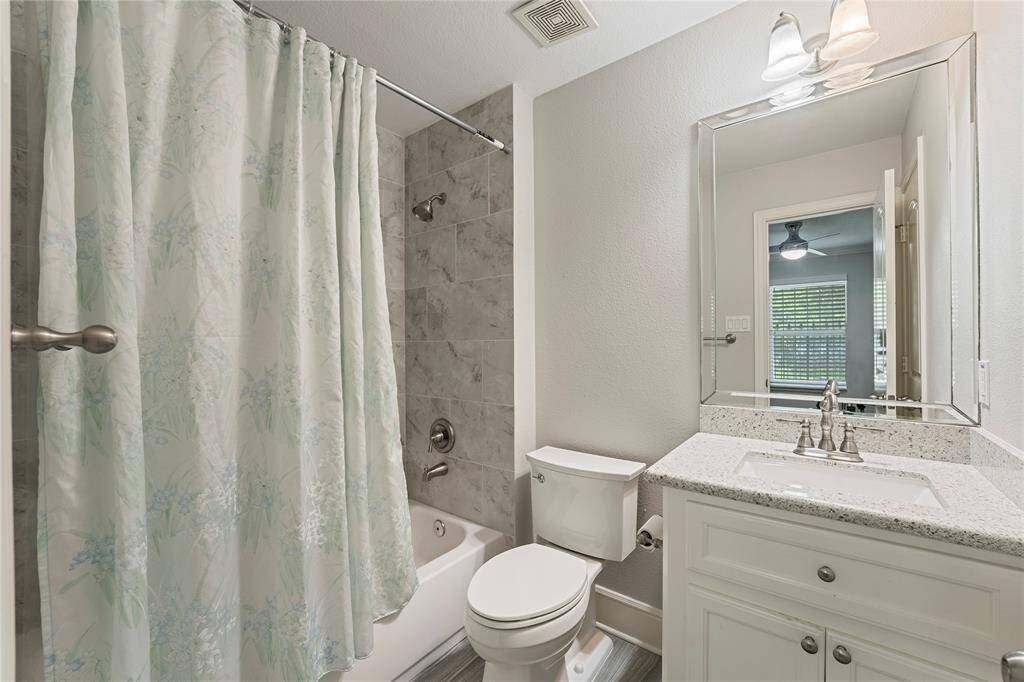 Ensuite Bath for first floor bedroom.