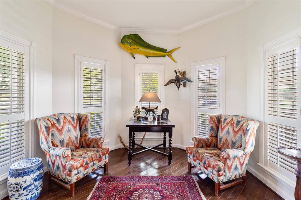 This space is perfect for drinking coffee or visiting with a friend.