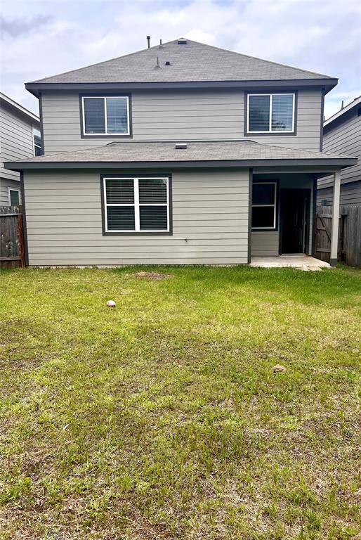 Nice and big backyard. Rear View of house!