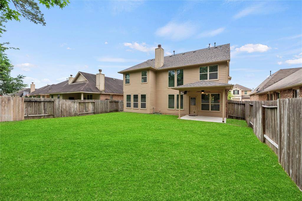 Spacious backyard