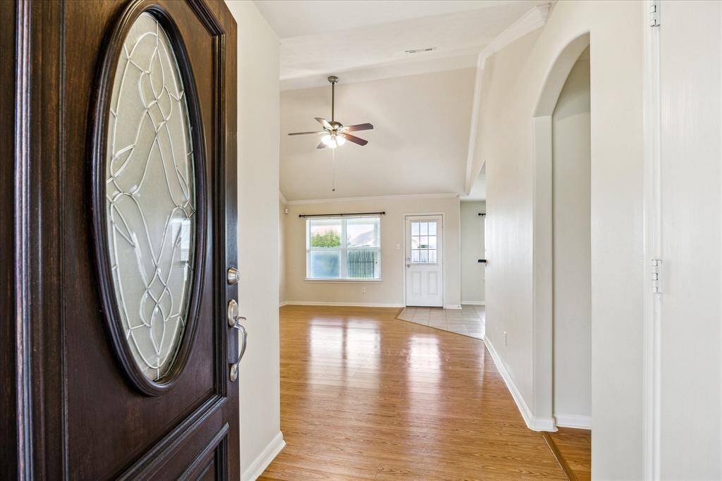 Welcoming entry!