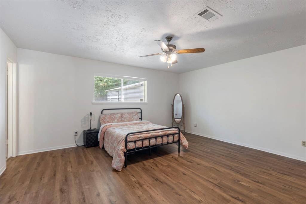 Spacious primary bedroom