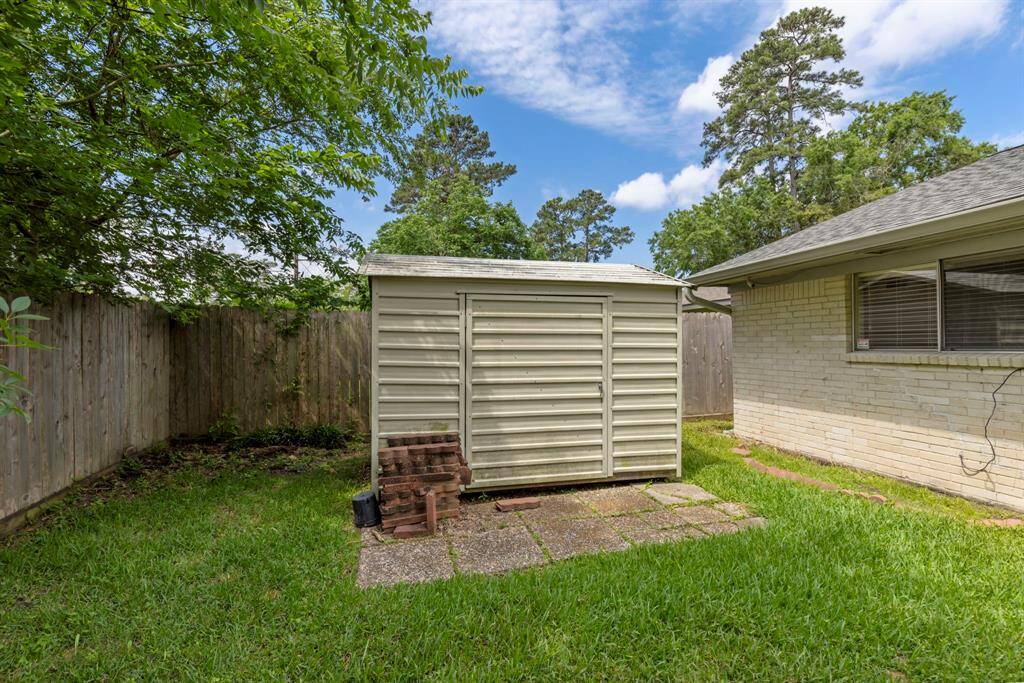 Storage shed