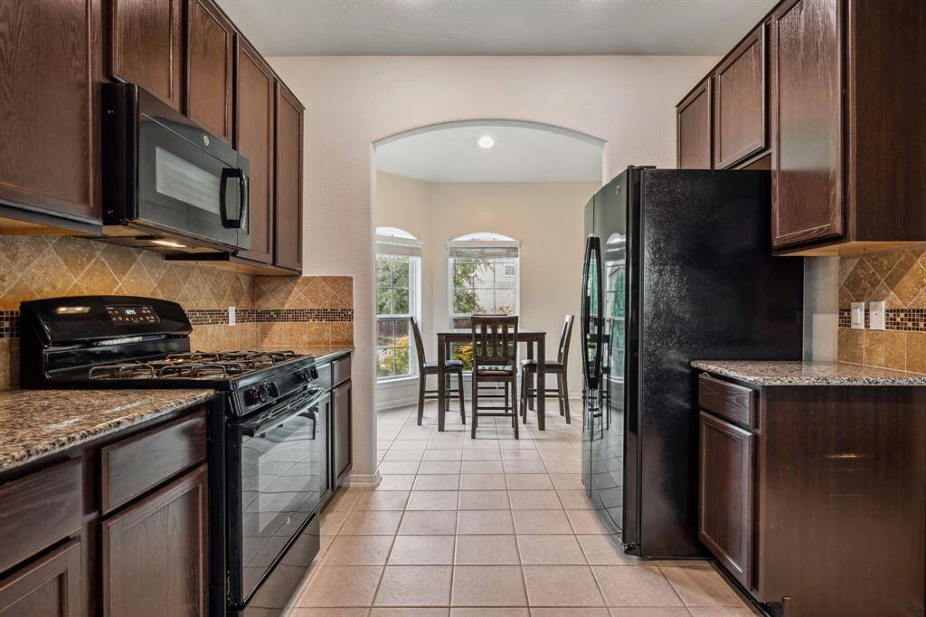 All appliances (incl refrigerator) are being sold with the home