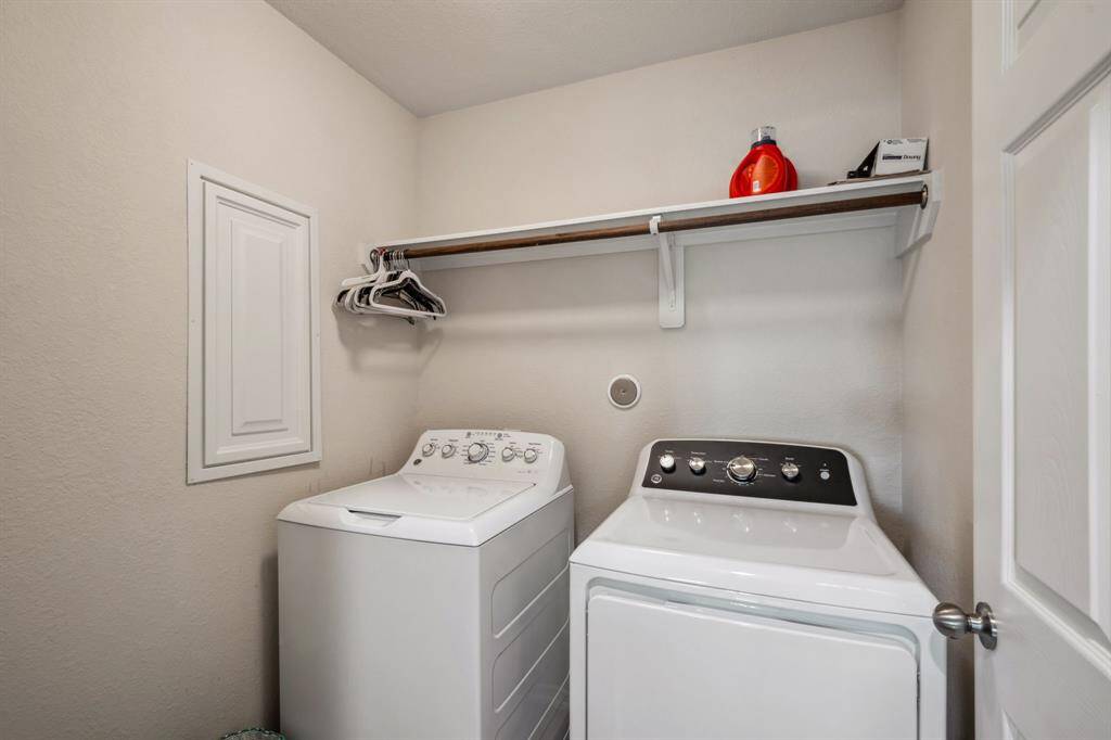 The utility room is conveniently located on the 2nd floor