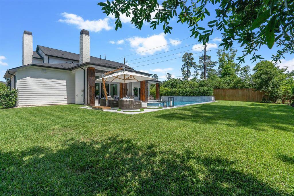 The back yard is large enough for pets, kids playing ball or setting up a garden.