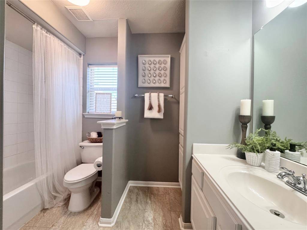 Bathroom 2 with direct access to Bedroom 2.