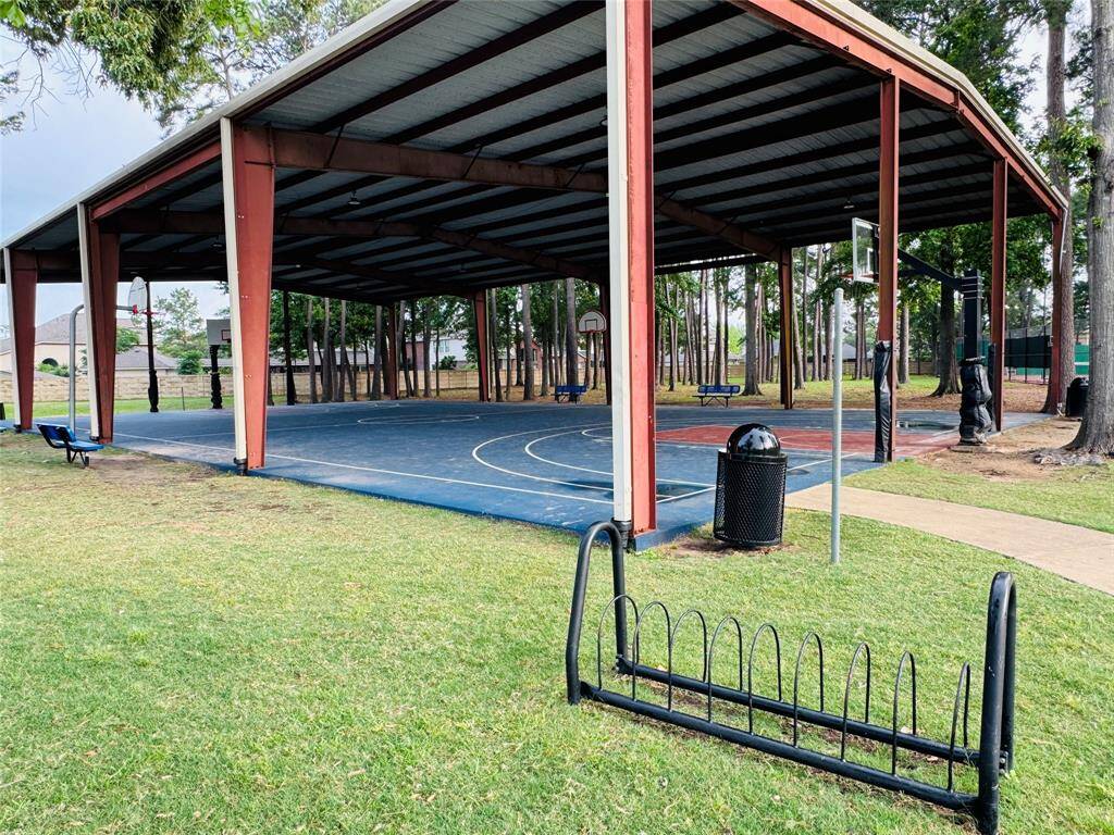 Community Basket Ball Court