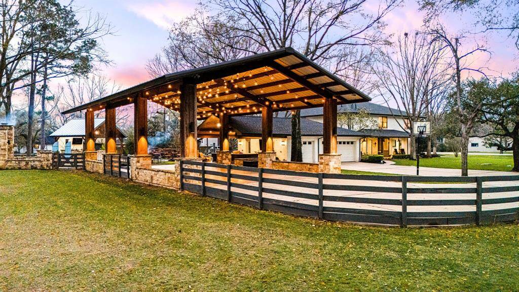 Multiple uses of this amazing covered area with well-placed lighting creates the right atmosphere for any event!