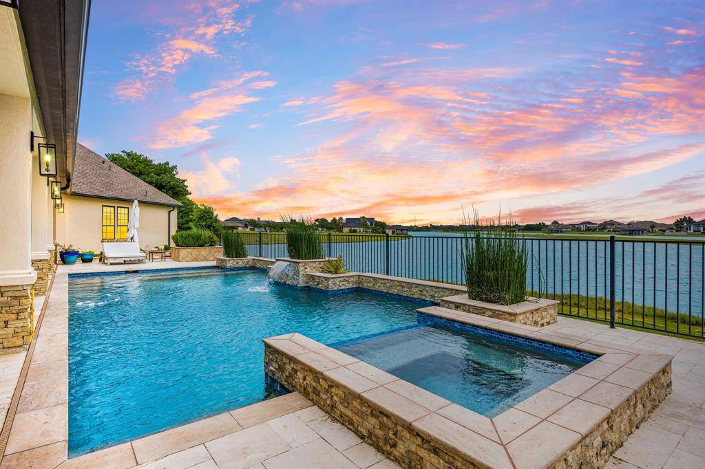 This gorgeous backyard has it all — it’s the perfect spot to unwind or entertain, especially at sunset.
