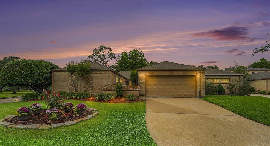 With an attached garage, minimal exterior upkeep, and convenient access to nearby parks, shops, hospitals and restaurants, this home offers the perfect blend of comfort, convenience and curb appeal.