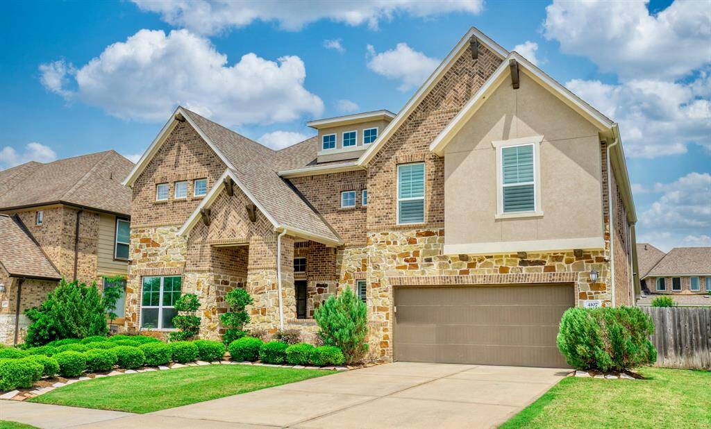 THIS LOVELY HOME IN RIVESTONE IS ZONED TO ALL OF THE SOUGHT AFTER SCHOOLS!