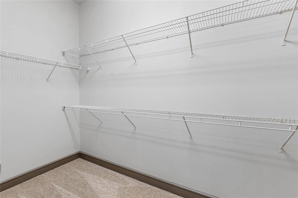 MODEL UNIT - ACTUAL UNIT MAY DIFFER