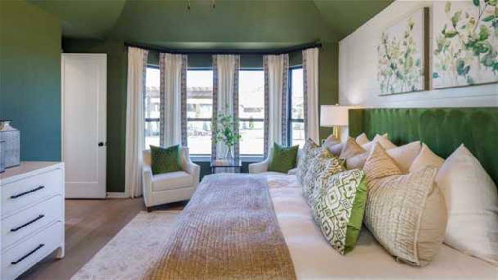 Master Bedroom 2