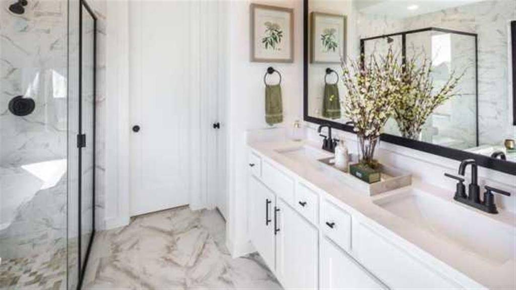 Master Bath 2
