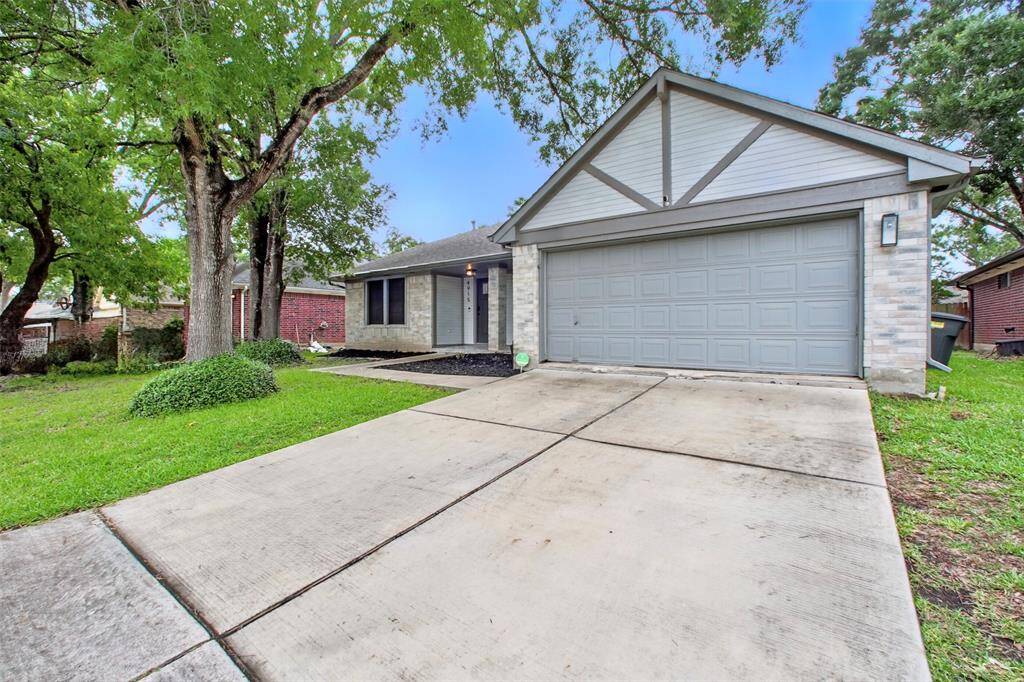 Welcome to 4915 Red Lantern Drive