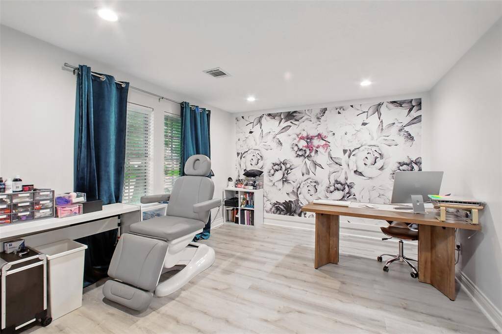 Flex Room can be used as a 5th Bedroom, Study, Man Cave, Playroom; You name it!