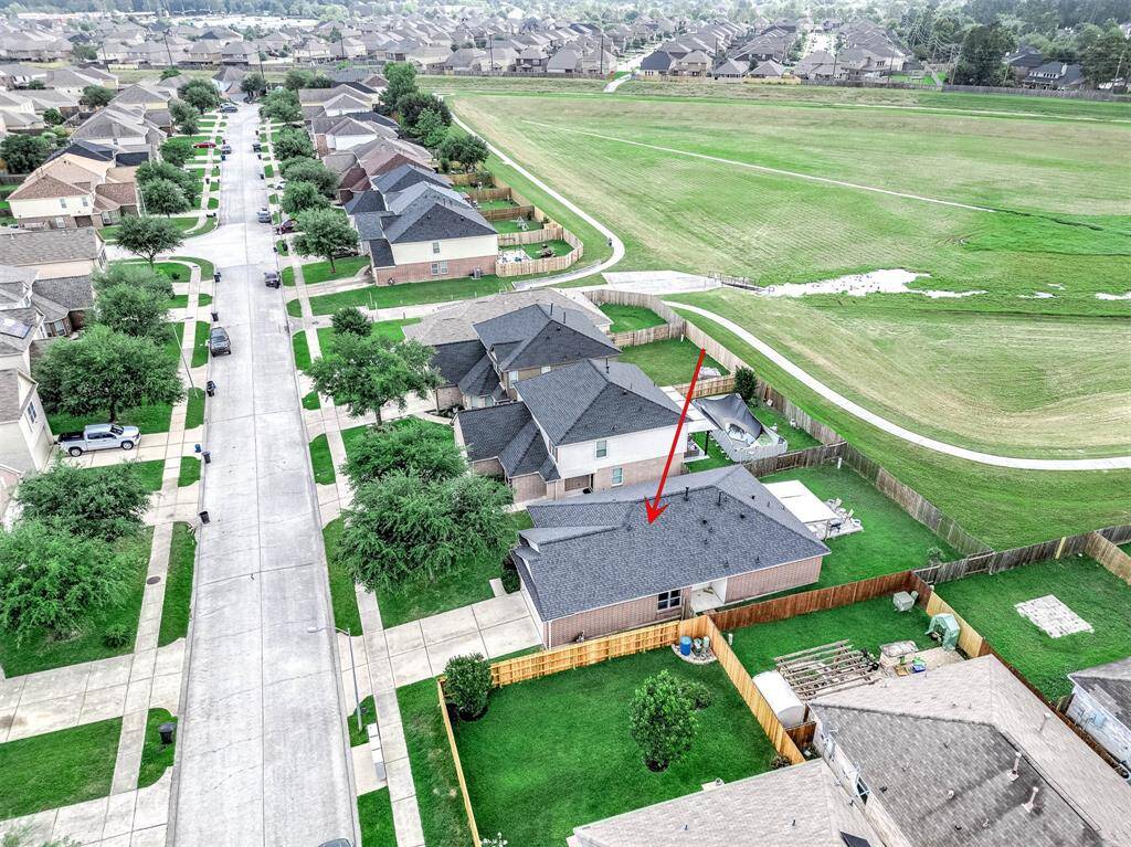 Brand New Roof, 30-Year Shingles, 130mph Certified.
