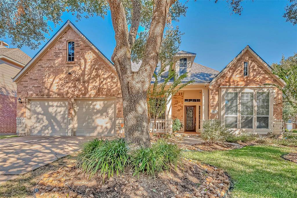 Welcome to 5527 Chesapeake Place!