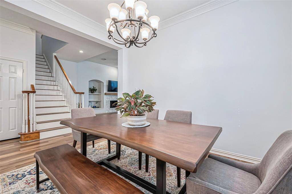 Formal dining room