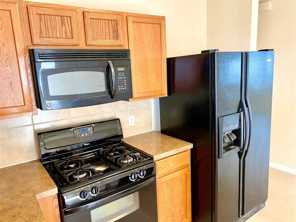 Gas cooking precision and a built in microwave to save counter space