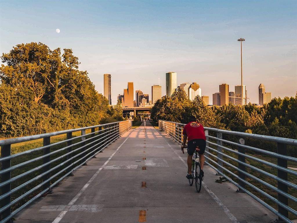 The White Oak Hike and Bike trail is a short bike ride away.