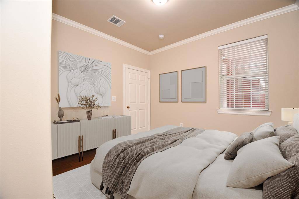 secondary bedroom