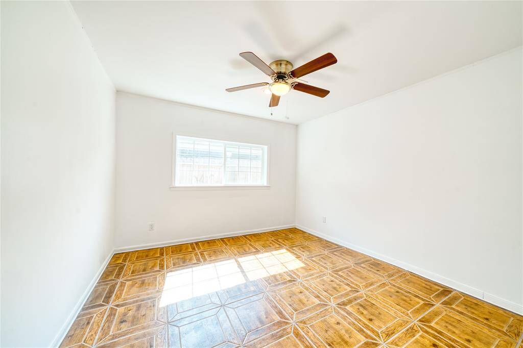 Bonus room (can easily be converted to Third Bedroom)