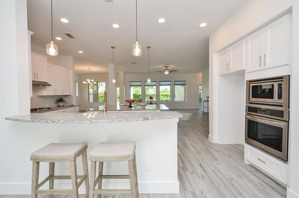 This Ideal Floorplan Has So Much Living Space with OPEN Floorplan
