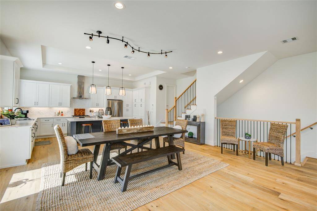 Dining Room & Kitchen