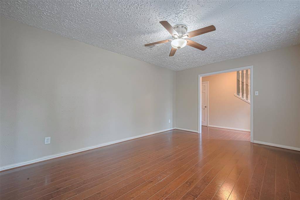 Formal living room would make a great office space