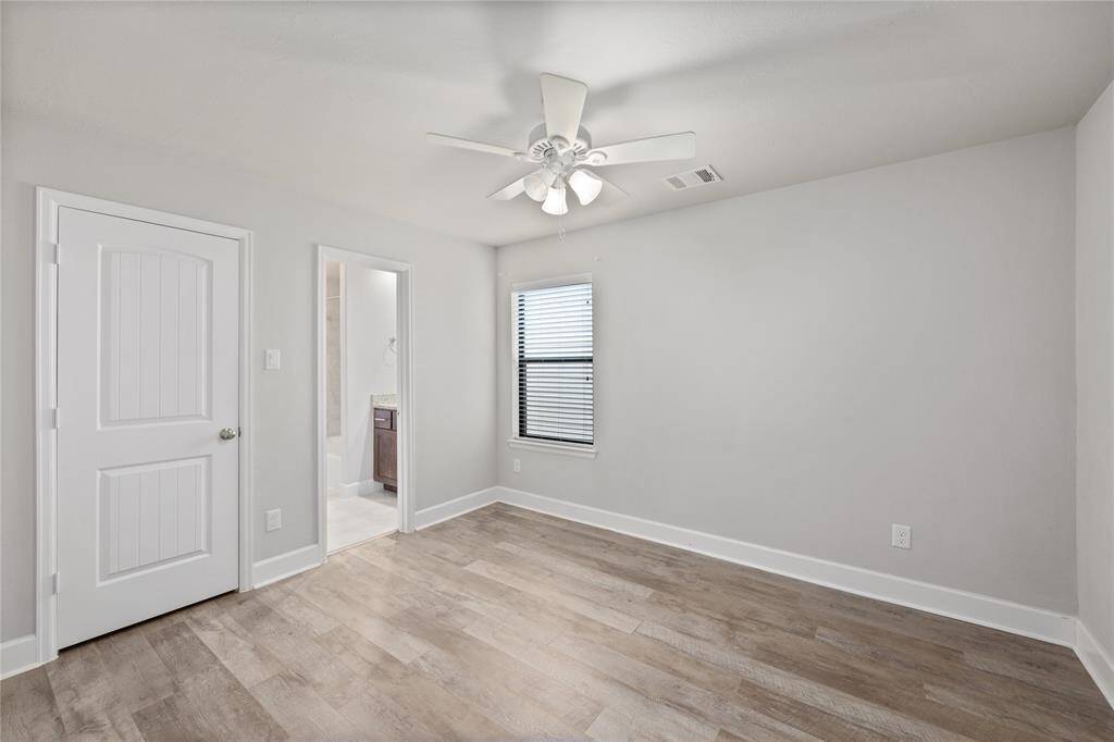 Bedroom #1