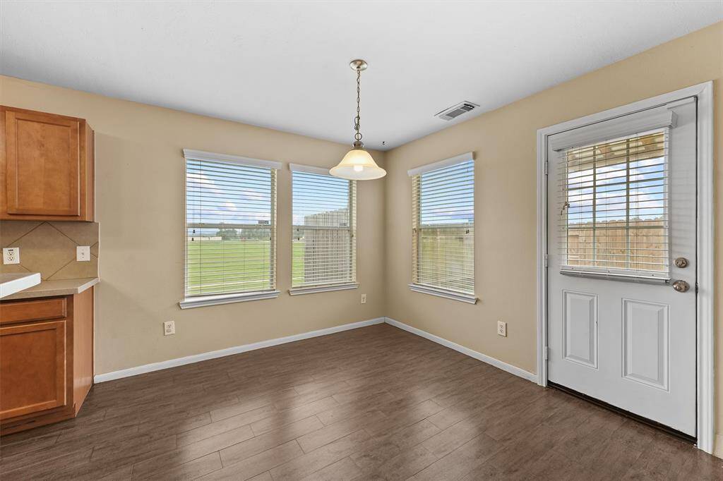 Breakfast Room