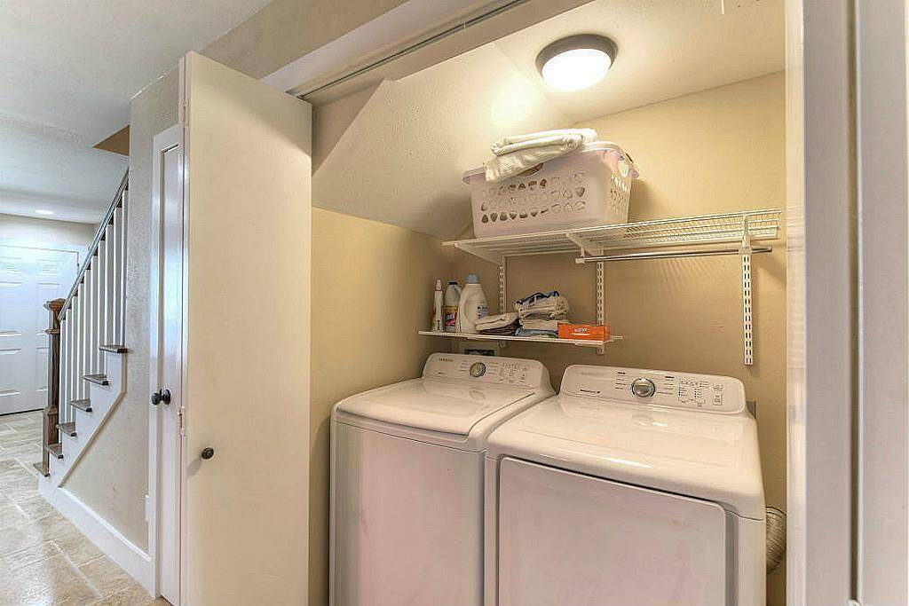 Laundry is no problem with the washer and dryer included in the rental.