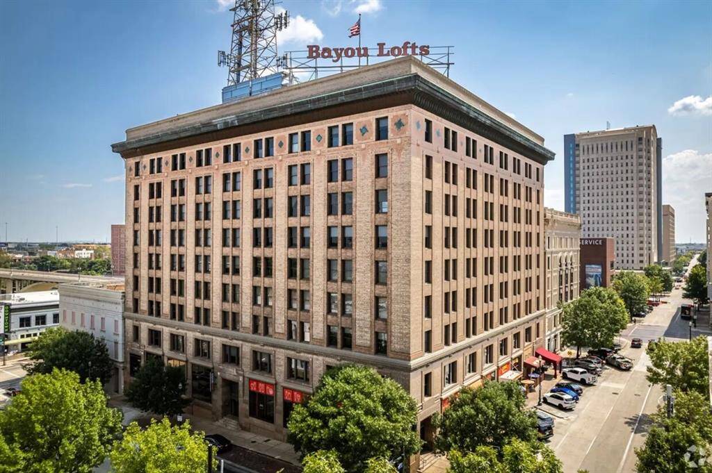 Pre-war building in Downtown Houston.