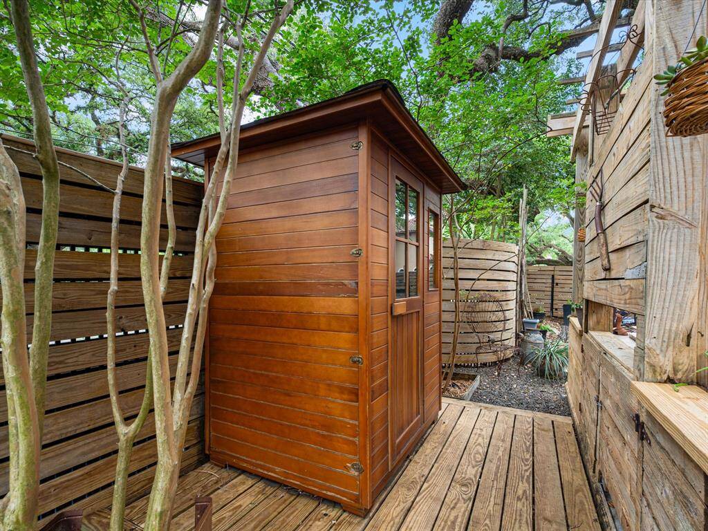 Dry sauna