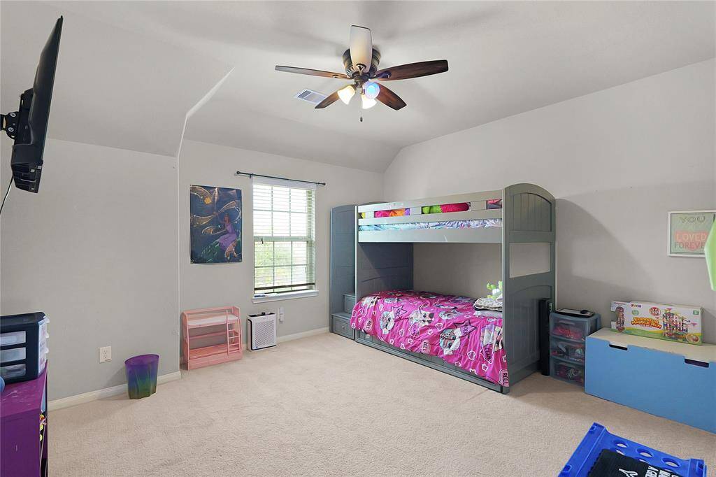 secondary bedroom 1