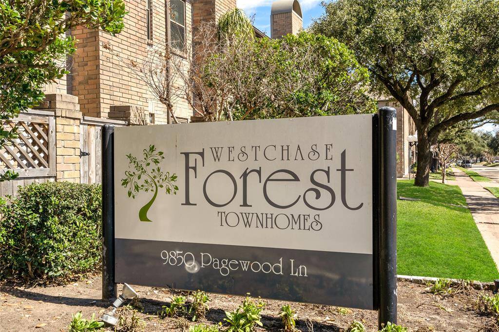 Welcome to Westchase Forest Townhomes! Located at 9850 Pagewood Lane, this charming community offers a blend of comfort, convenience, and lush greenery. Enjoy a well-maintained neighborhood with tree-lined sidewalks and easy access to nearby parks, dining, and shopping. A great place to call home!