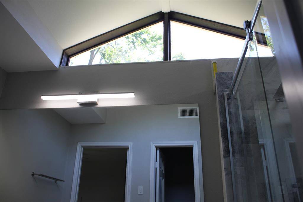 Natural light in primary bath