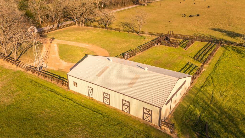 Horse Barn and Pens