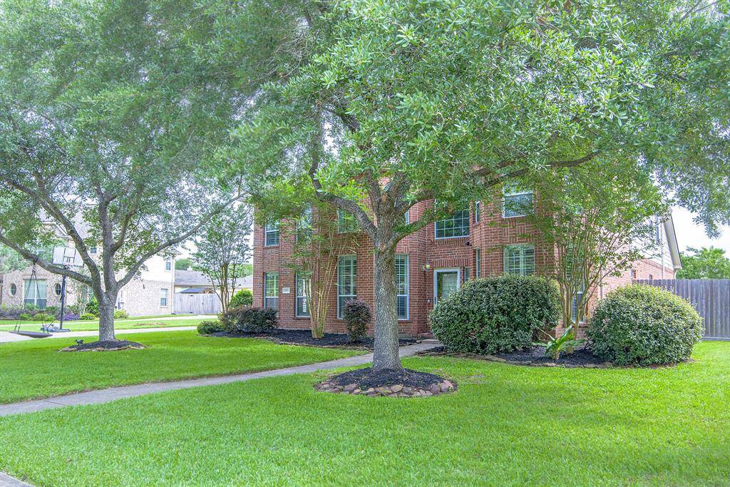 This home is spacious and beautifully maintained and upgraded throughout.