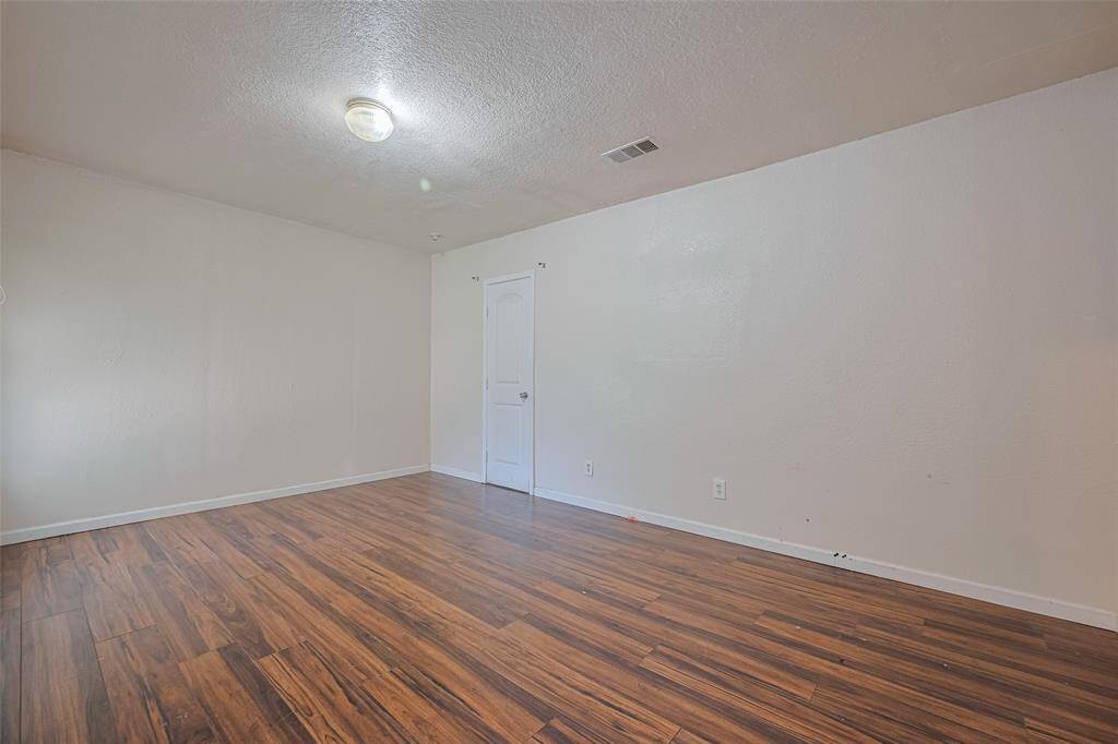 Secondary bedroom#2.