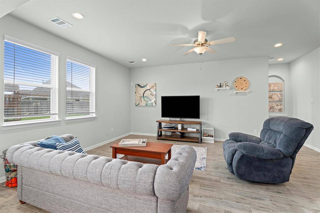 Spacious Living Area