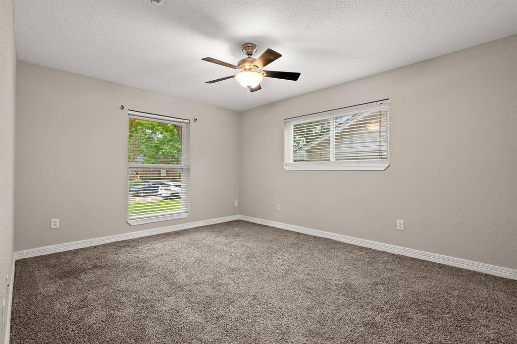 Large second bedroom with walk in closet