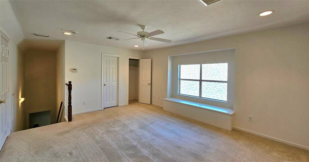 UPDSTAIRS BEDROOM/GAMEROOM