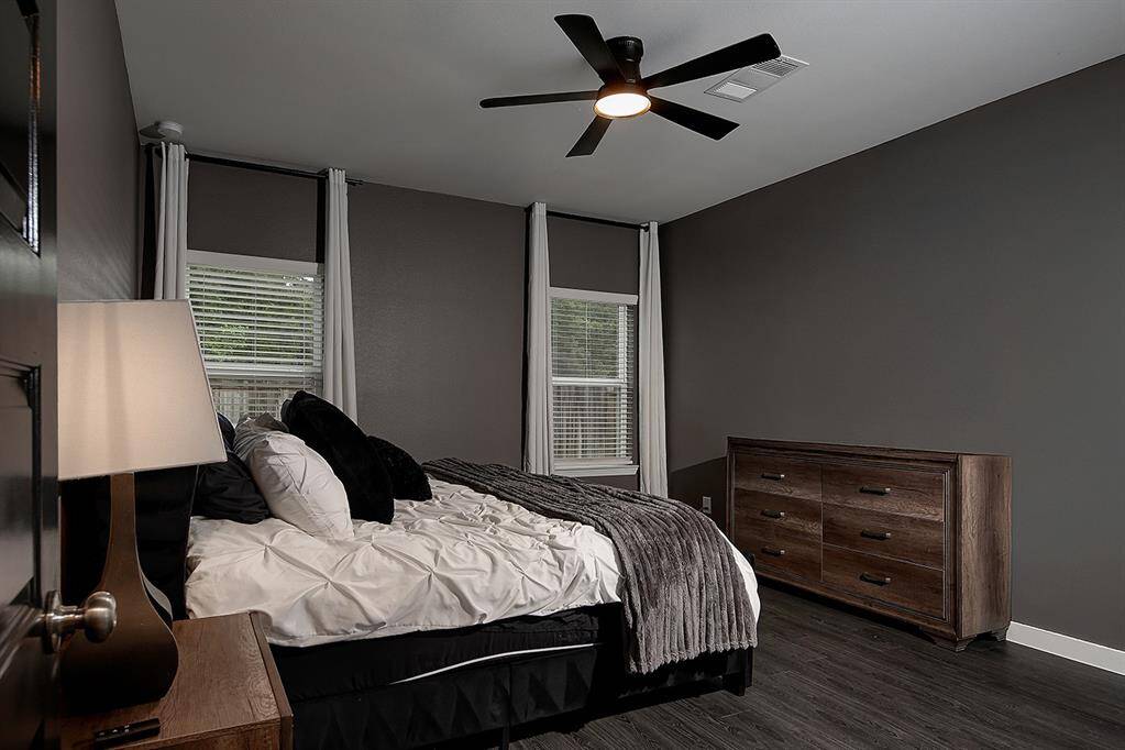 Primary suite