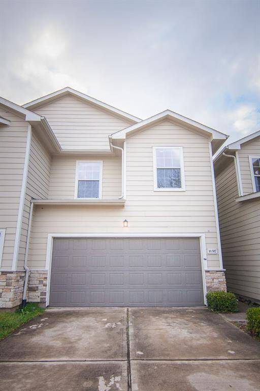 Front of 11317 Elegant Way