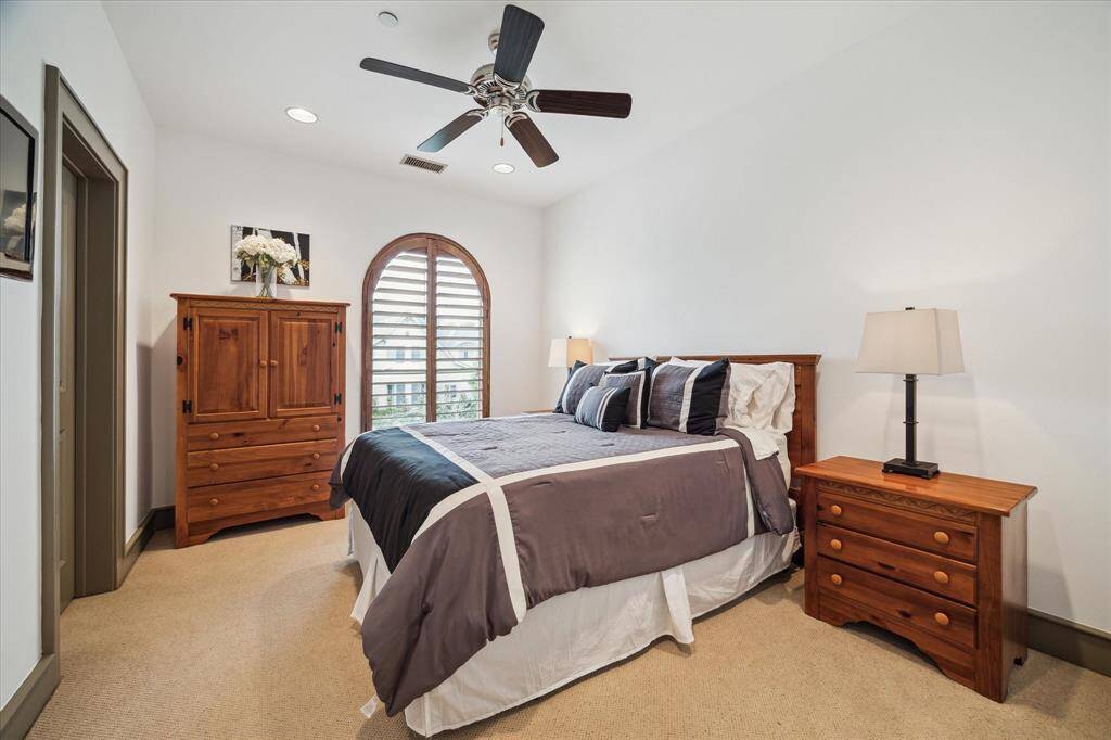 Third Bedroom - ensuite, great walk-in closet.
